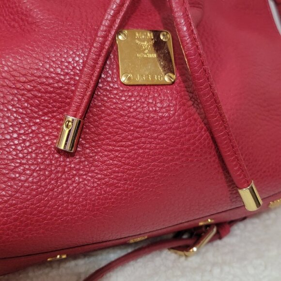 MCM Muchen Burgundy Leather Bucket  Crossbody/Shoulder Bag - Picture 8 of 15